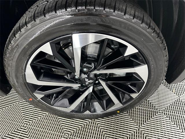 new 2025 Mitsubishi Outlander PHEV car, priced at $45,485