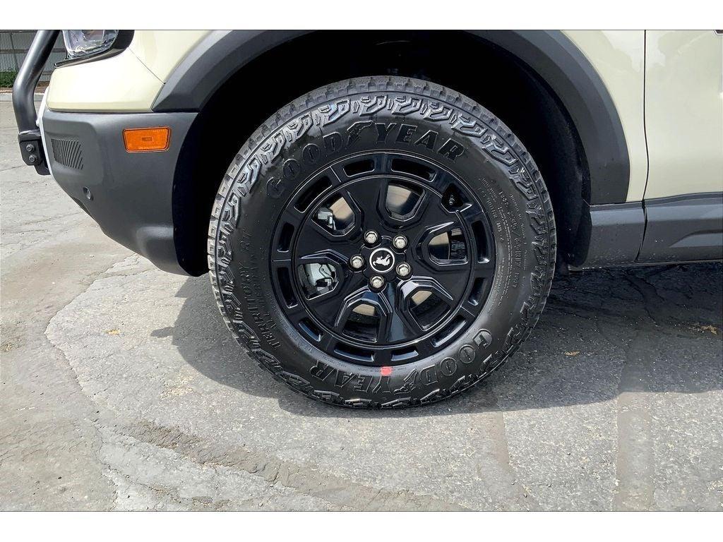 new 2025 Ford Bronco Sport car, priced at $47,085