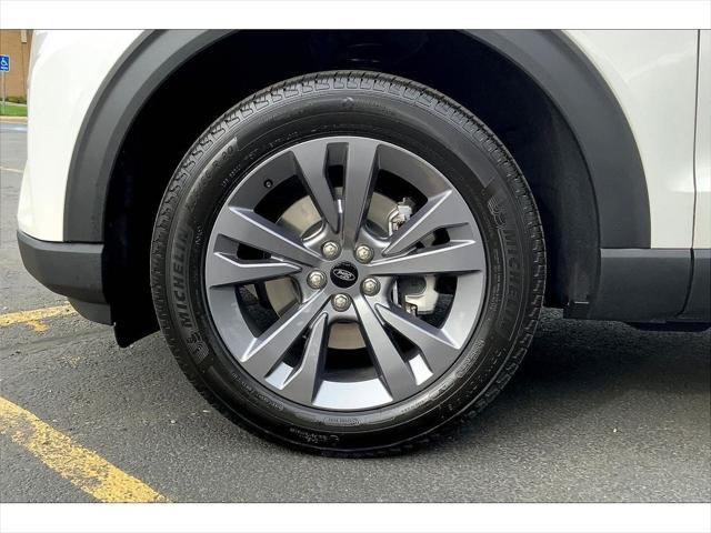 new 2025 Ford Explorer car, priced at $51,690