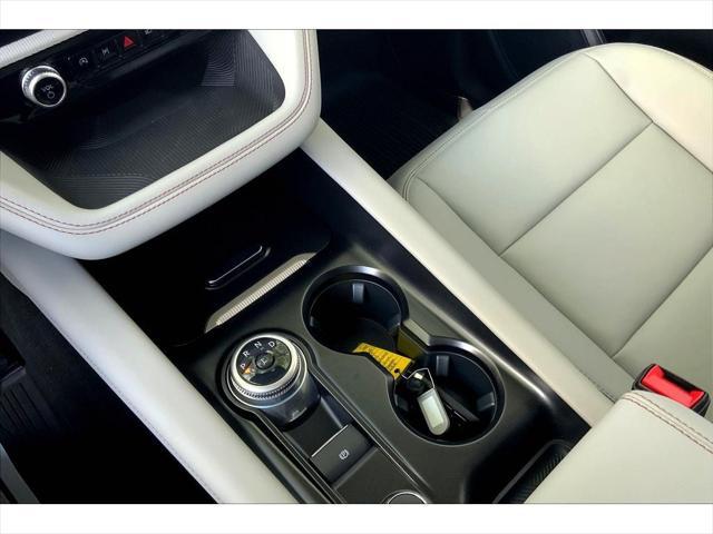 new 2025 Ford Explorer car, priced at $51,285
