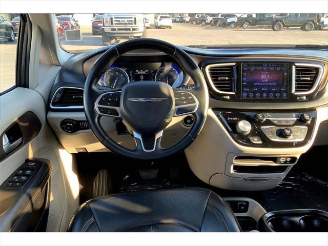 used 2017 Chrysler Pacifica car, priced at $13,995