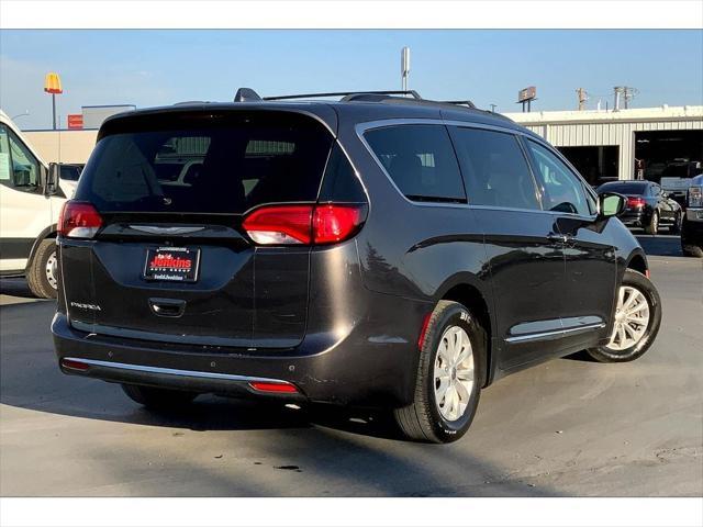 used 2017 Chrysler Pacifica car, priced at $13,995