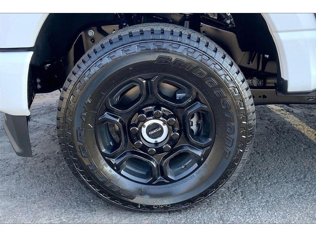new 2025 Ford F-350 car, priced at $58,080