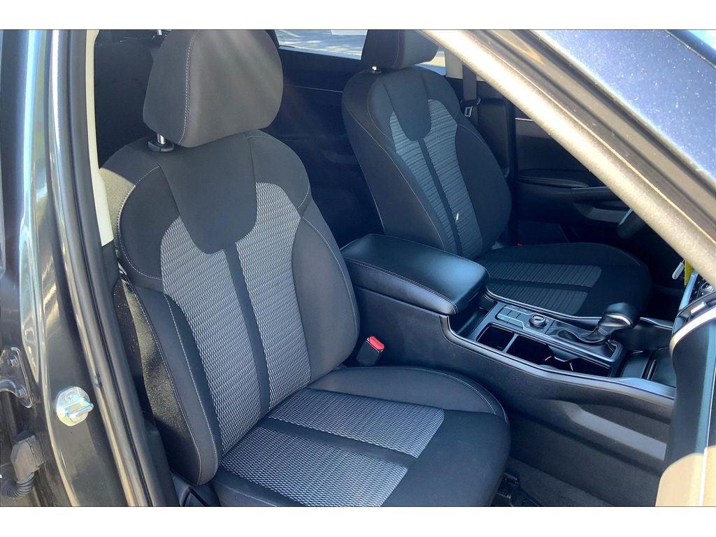 used 2023 Kia Sorento car, priced at $22,495