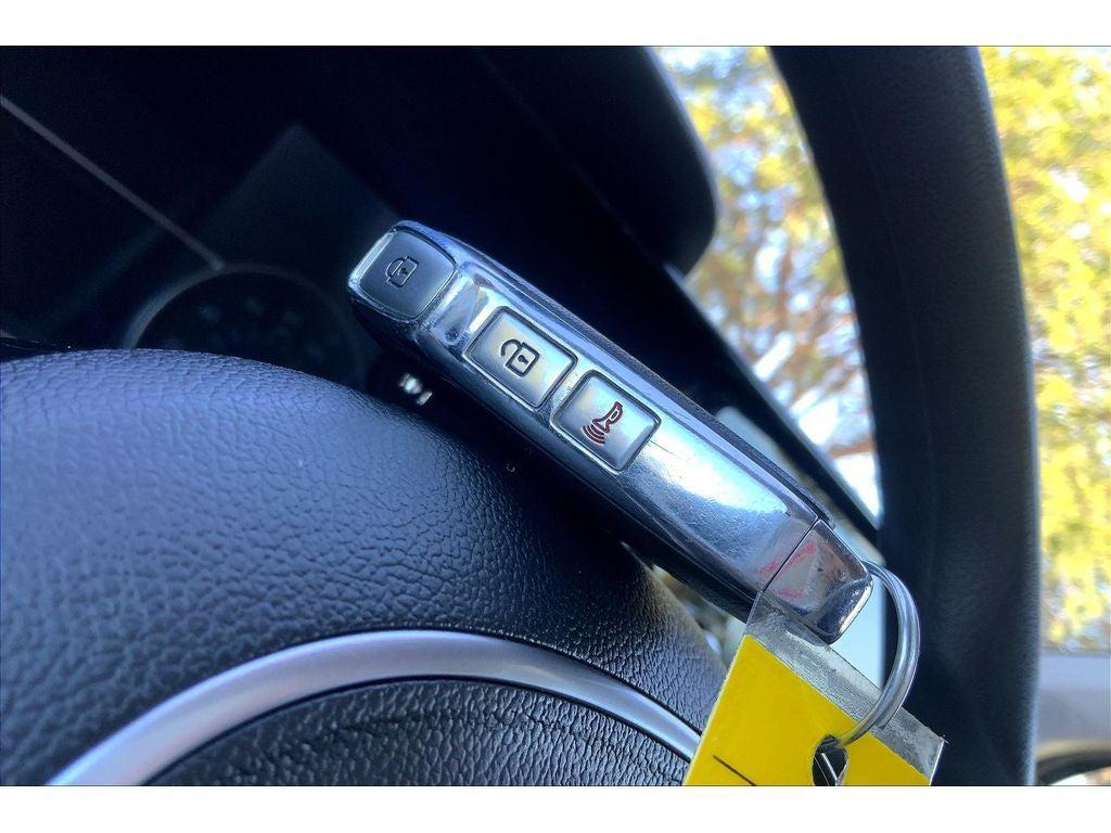 used 2023 Kia Sorento car, priced at $22,495