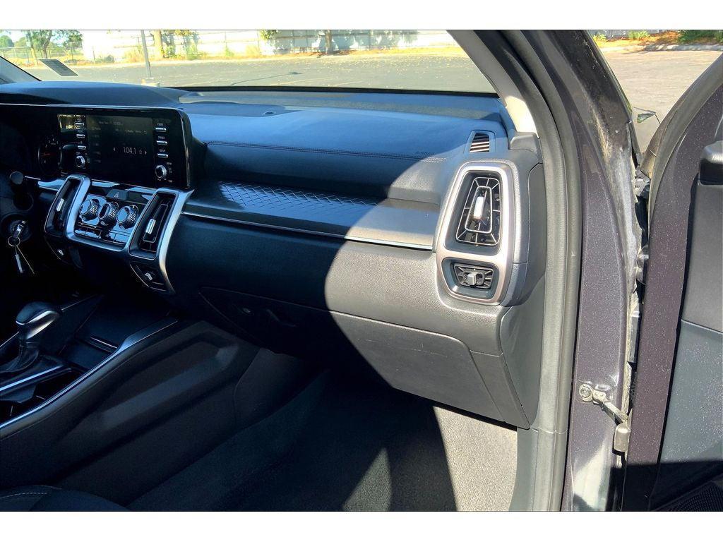 used 2023 Kia Sorento car, priced at $22,495