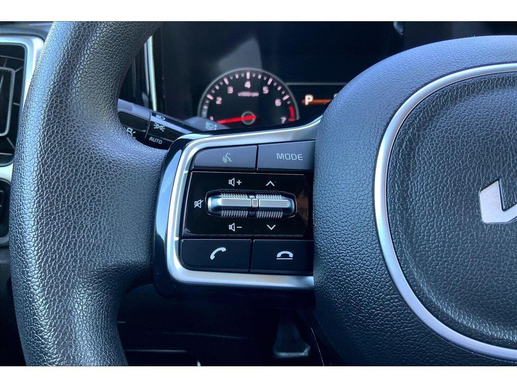 used 2023 Kia Sorento car, priced at $22,495