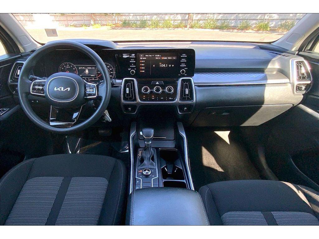 used 2023 Kia Sorento car, priced at $22,495