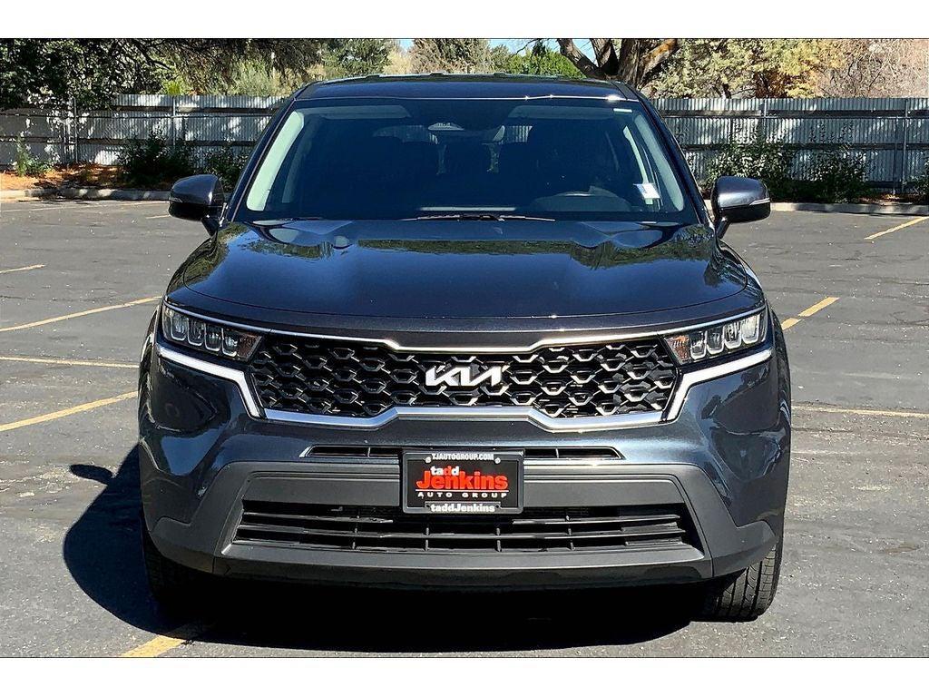 used 2023 Kia Sorento car, priced at $22,495