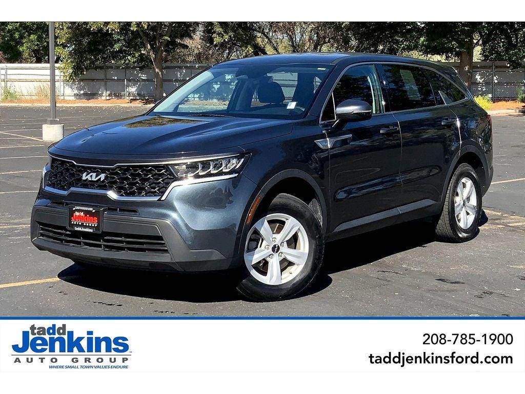 used 2023 Kia Sorento car, priced at $22,495
