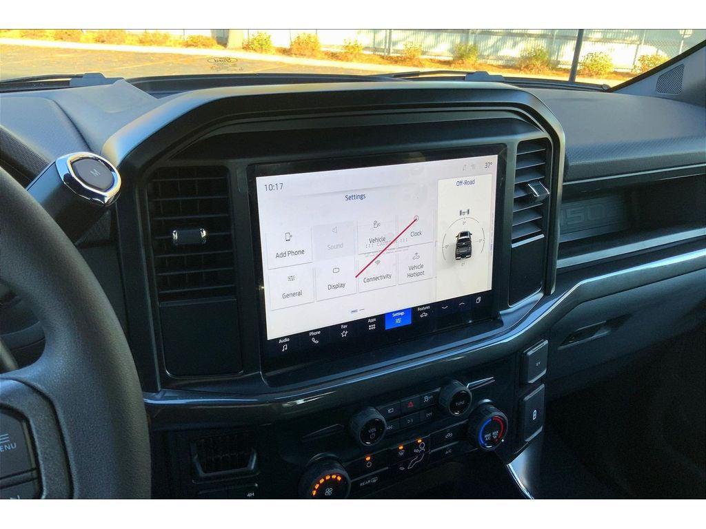 new 2025 Ford F-150 car, priced at $52,360