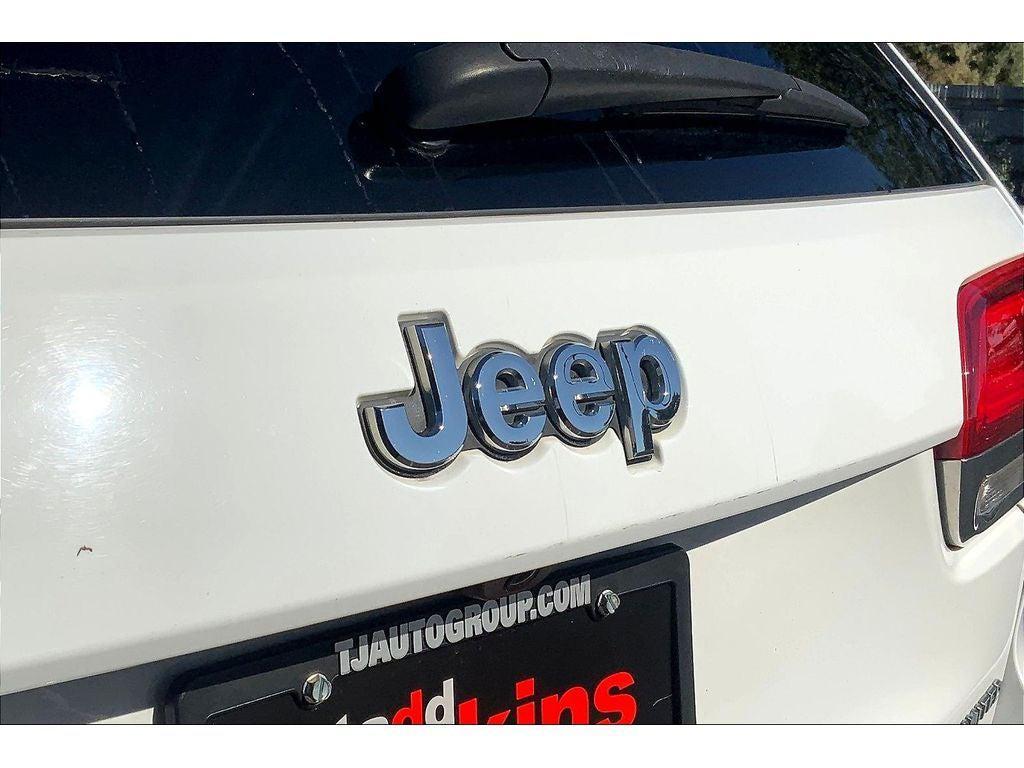 used 2016 Jeep Grand Cherokee car, priced at $17,995