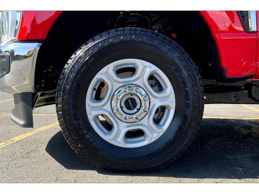 new 2025 Ford F-350 car, priced at $73,020