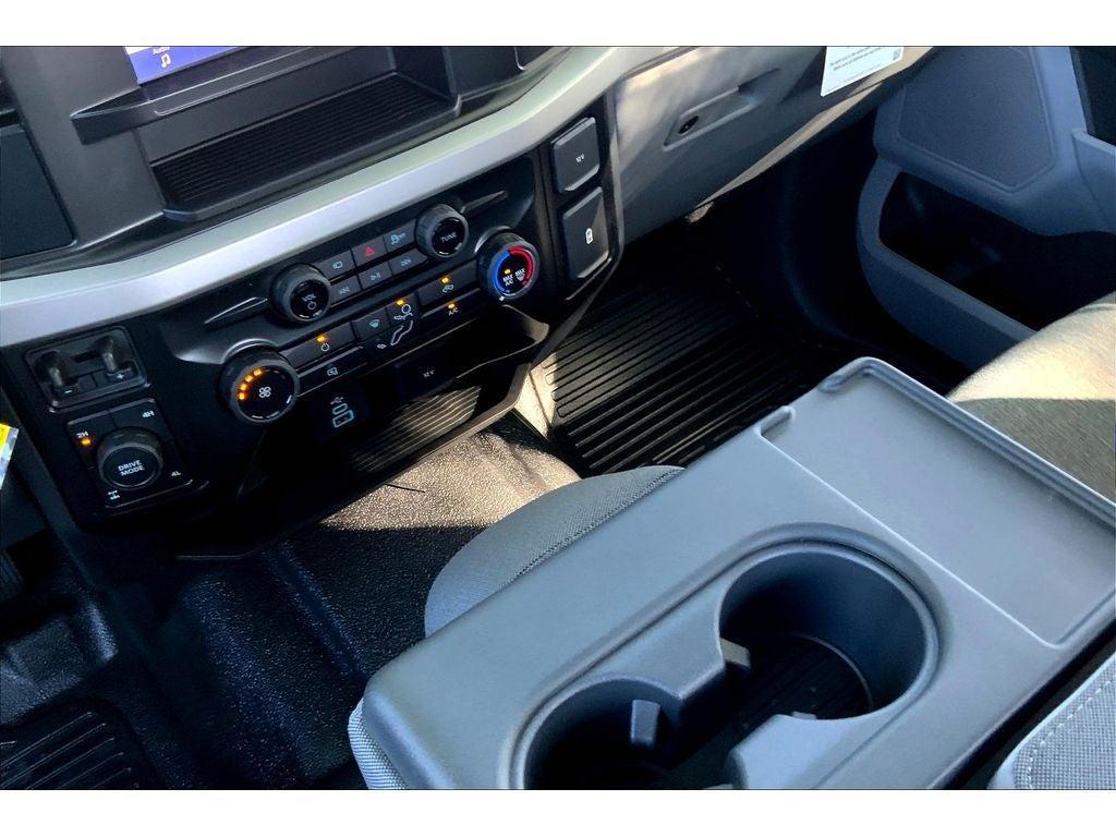 new 2025 Ford F-350 car, priced at $71,455
