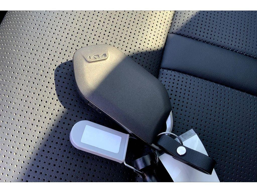 used 2025 Kia Sorento car, priced at $41,995