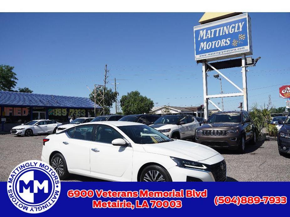 used 2023 Nissan Altima car, priced at $24,492