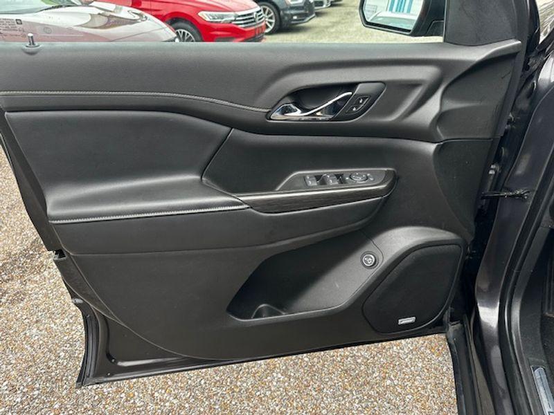 used 2019 GMC Acadia car, priced at $18,499