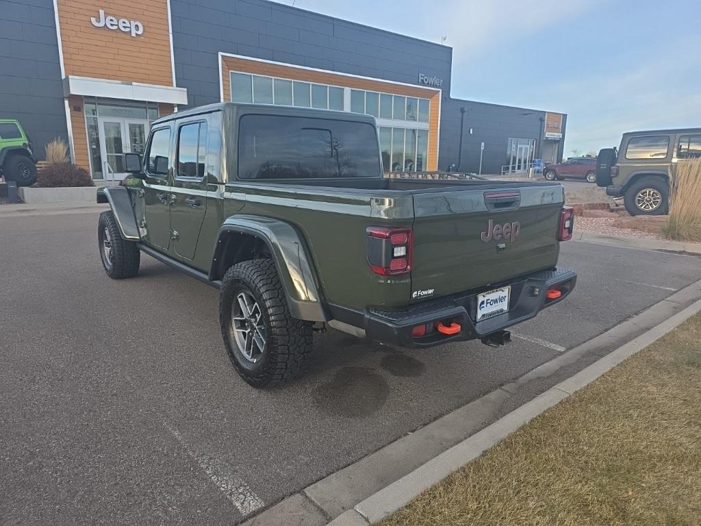 used 2021 Jeep Gladiator car, priced at $35,386