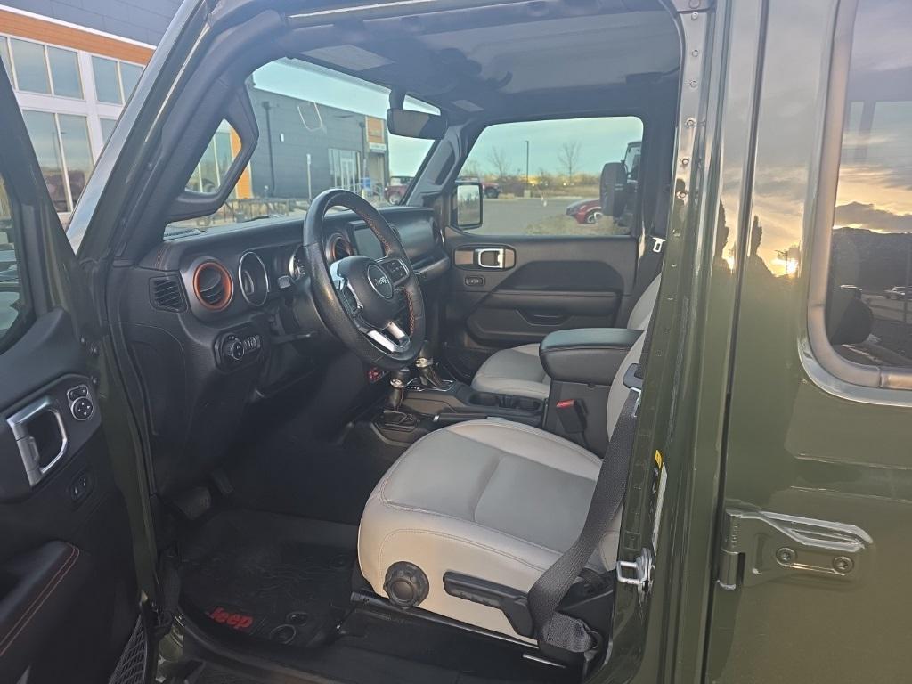 used 2021 Jeep Gladiator car, priced at $35,386