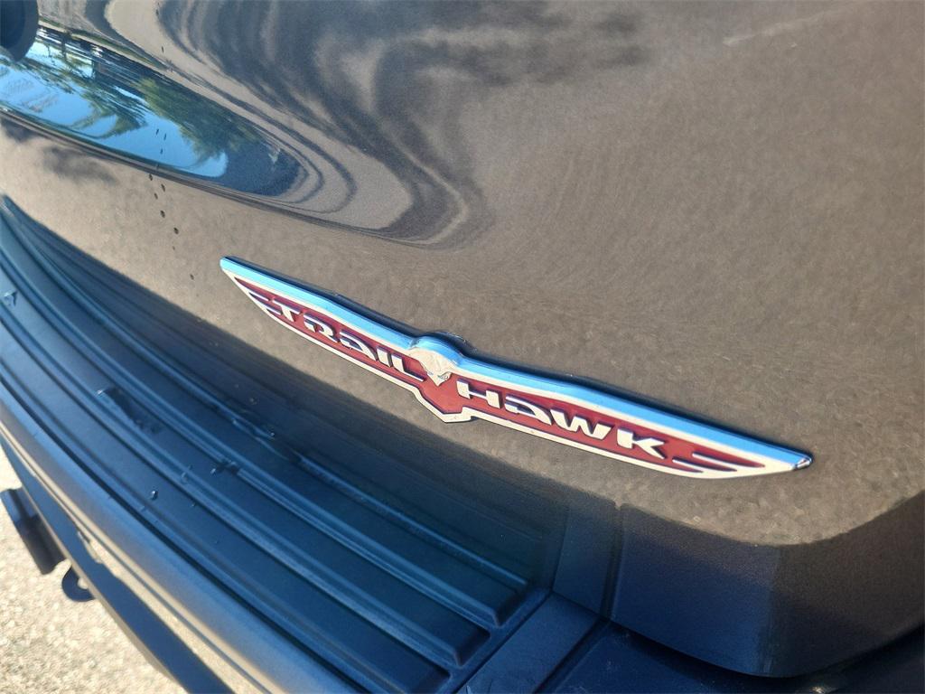 used 2019 Jeep Grand Cherokee car, priced at $23,952