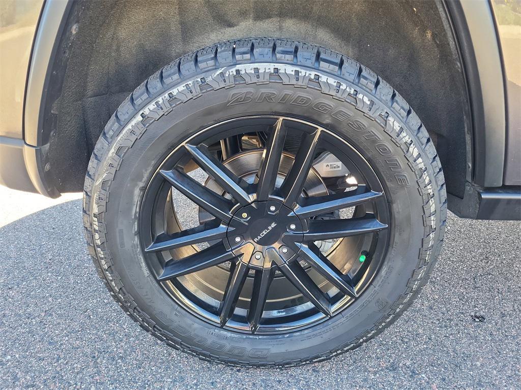 used 2019 Jeep Grand Cherokee car, priced at $23,952