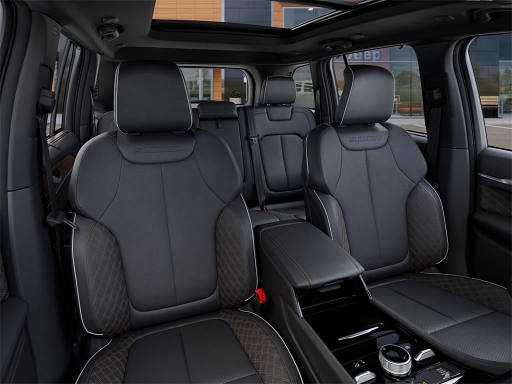 new 2025 Jeep Grand Cherokee car, priced at $66,318