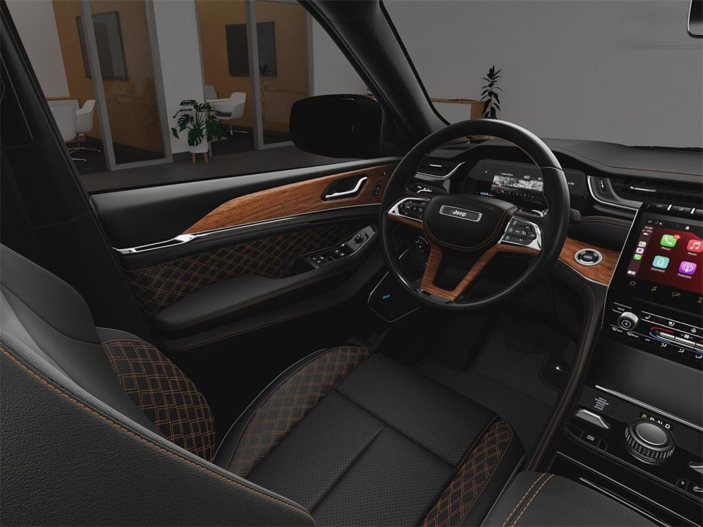 new 2025 Jeep Grand Cherokee car, priced at $66,318
