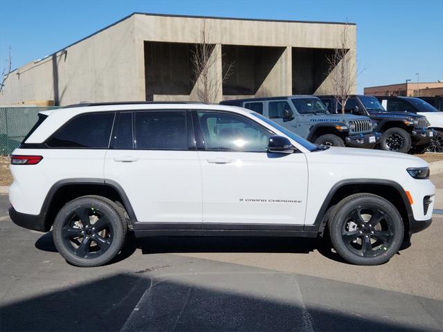 new 2025 Jeep Grand Cherokee car, priced at $41,703