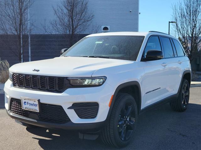 new 2025 Jeep Grand Cherokee car, priced at $41,703