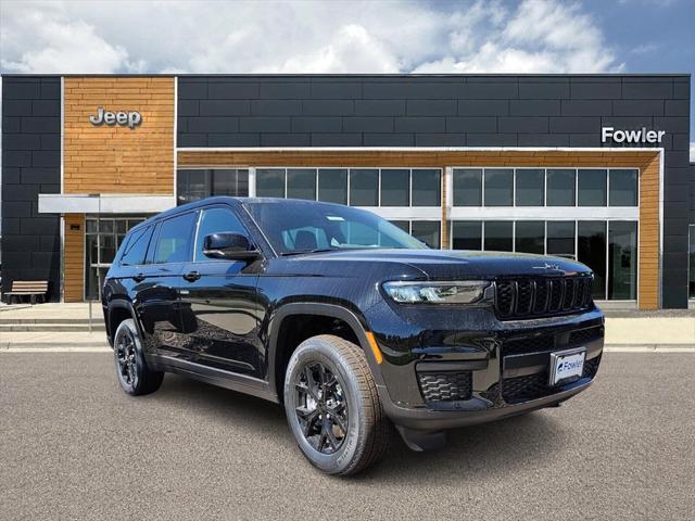 new 2024 Jeep Grand Cherokee L car, priced at $40,198