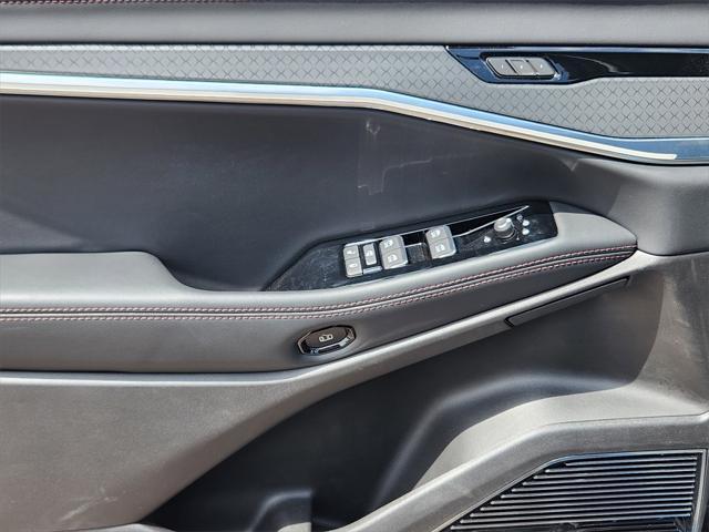 new 2025 Jeep Wagoneer S car, priced at $49,462