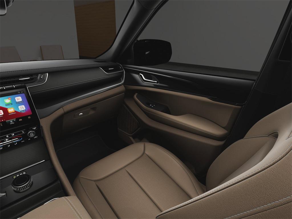 new 2025 Jeep Grand Cherokee car, priced at $46,818