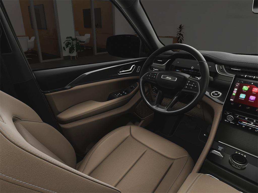 new 2025 Jeep Grand Cherokee car, priced at $46,818