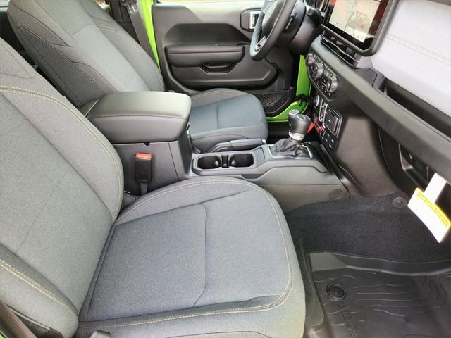 new 2025 Jeep Gladiator car, priced at $47,148