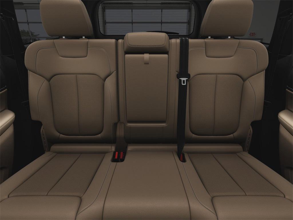 new 2025 Jeep Grand Cherokee car, priced at $47,366