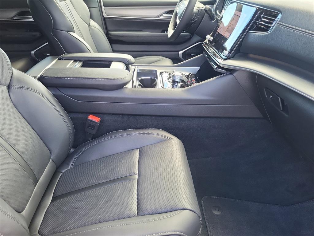 new 2025 Jeep Wagoneer L car, priced at $78,080