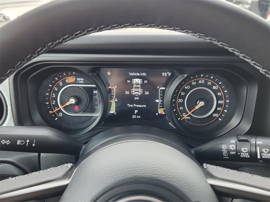 new 2025 Jeep Wrangler car, priced at $51,067