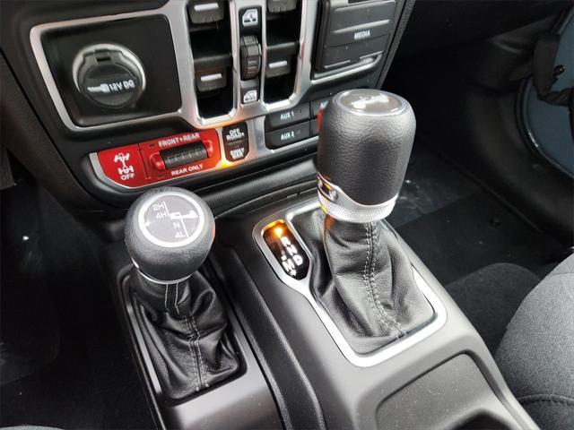 new 2025 Jeep Wrangler car, priced at $56,325