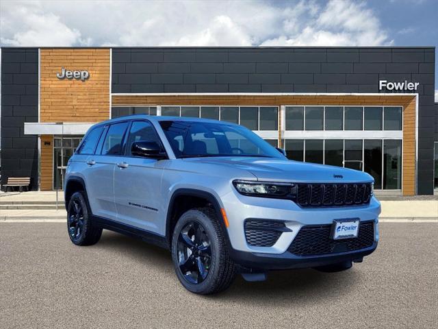 new 2025 Jeep Grand Cherokee car, priced at $41,303