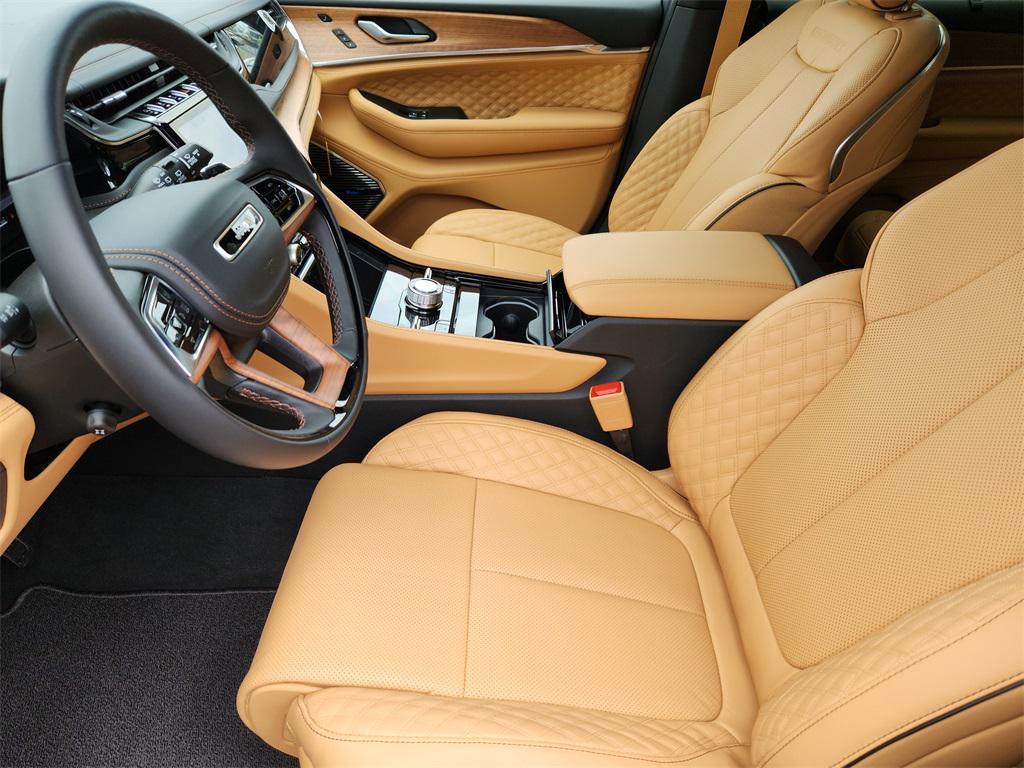 new 2025 Jeep Grand Cherokee L car, priced at $63,004