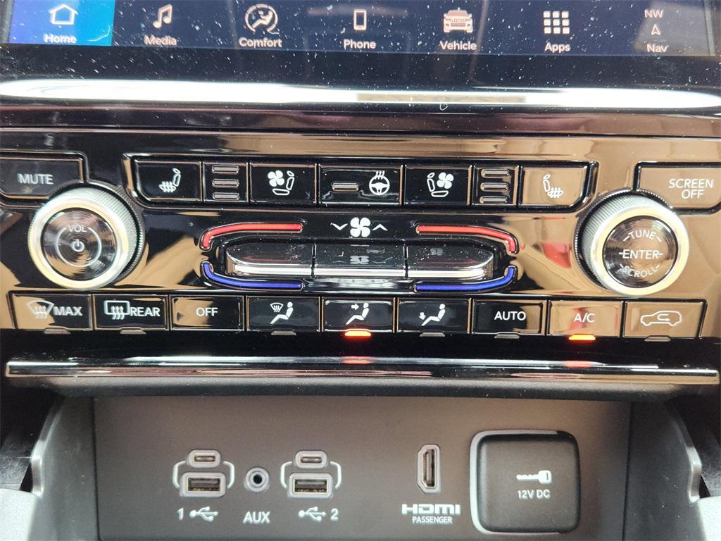 new 2025 Jeep Grand Cherokee L car, priced at $63,004