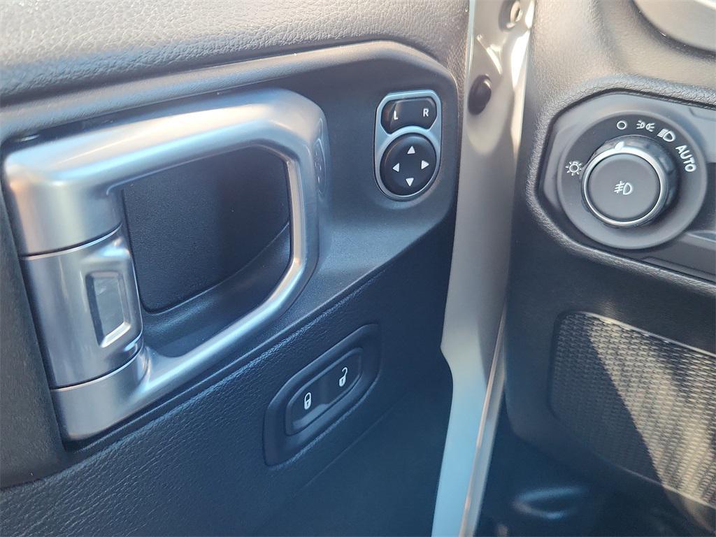 used 2019 Jeep Wrangler Unlimited car, priced at $25,500