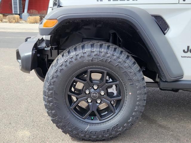 new 2025 Jeep Wrangler car, priced at $47,386