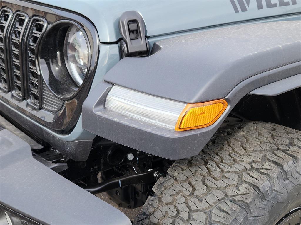 new 2025 Jeep Wrangler car, priced at $54,520