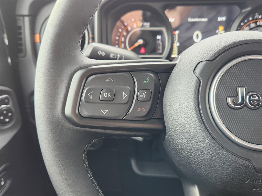 new 2025 Jeep Gladiator car, priced at $49,013