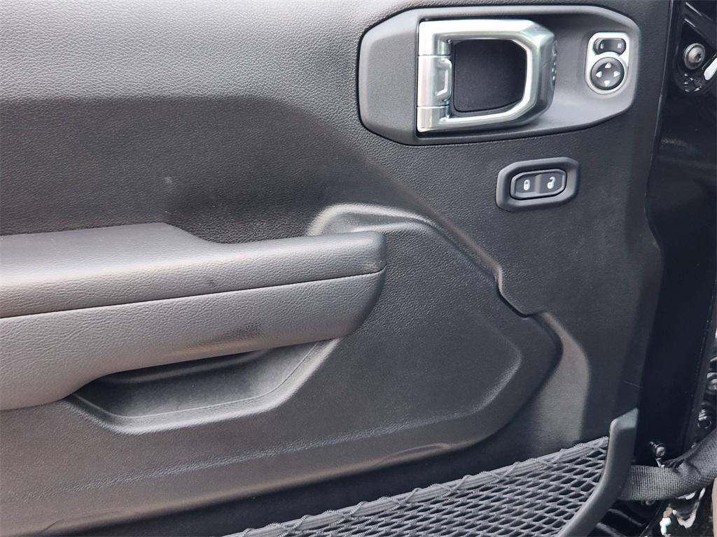 new 2025 Jeep Gladiator car, priced at $49,013