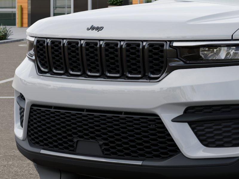 new 2025 Jeep Grand Cherokee car, priced at $42,524
