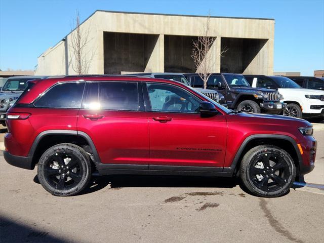 new 2025 Jeep Grand Cherokee car, priced at $42,245