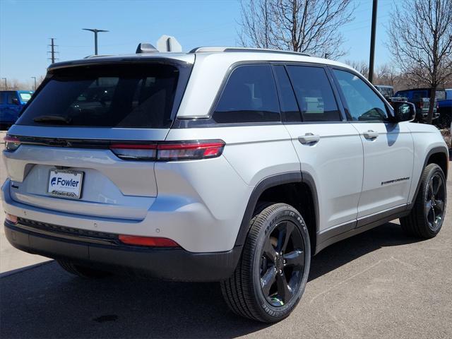 new 2025 Jeep Grand Cherokee car, priced at $42,245