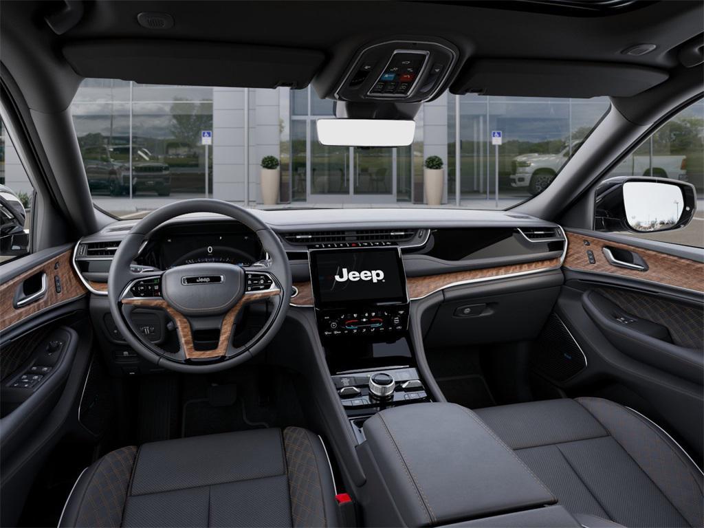 new 2025 Jeep Grand Cherokee car, priced at $63,622